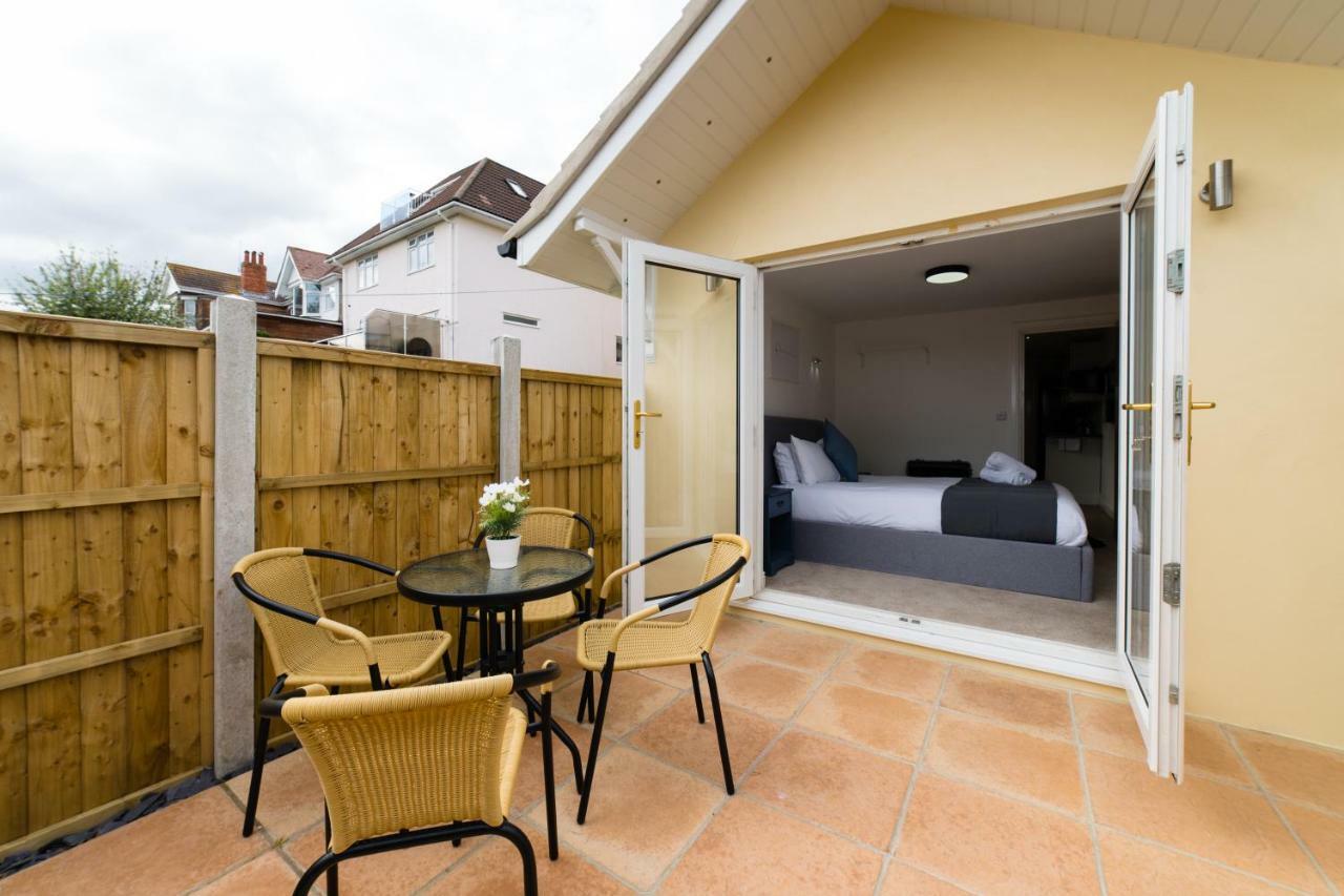 Sea Breeze Apartman Poole Kültér fotó
